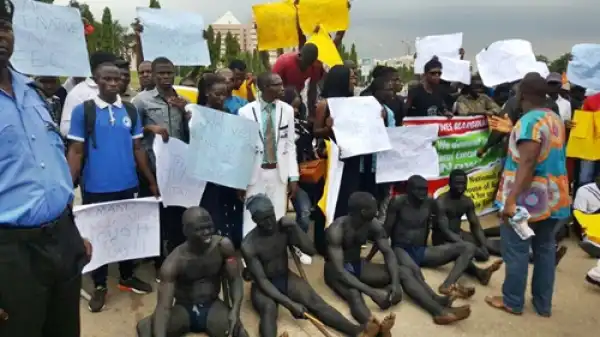 Native Abuja Indigenes Protest Unclad, Threaten to Issue Quit Notice to FCT Residents (Photos)